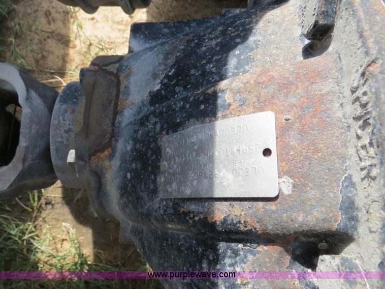 image for item B4523 2000 Peterbilt 377 semi truck