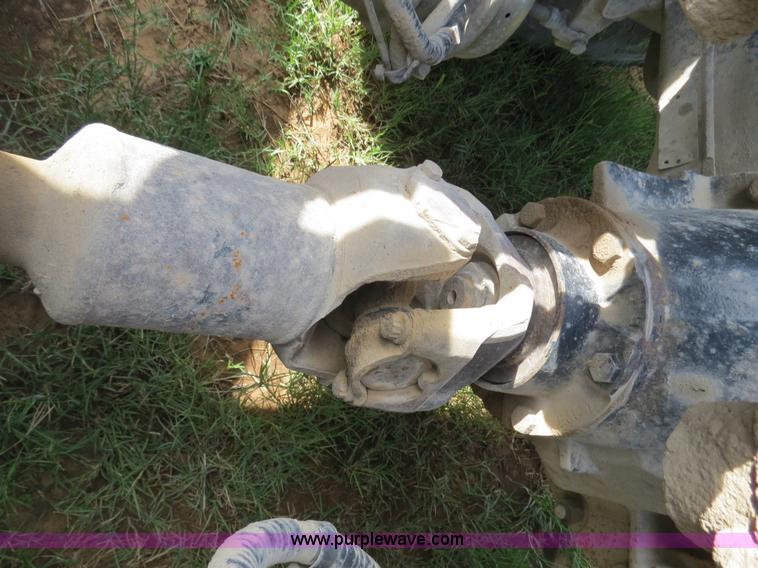 image for item B4528 2000 Peterbilt 377 semi truck