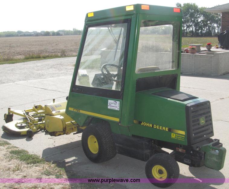 image for item B5227 2003 John Deere F725 front mount snow thrower/mower