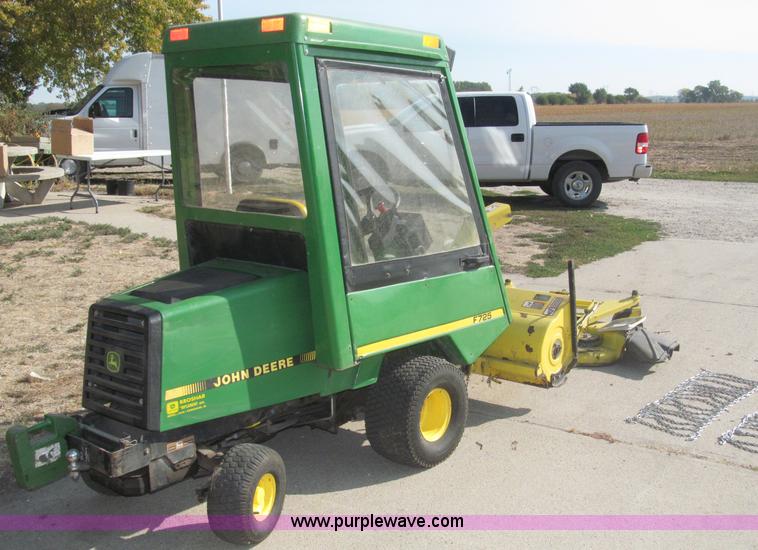 image for item B5227 2003 John Deere F725 front mount snow thrower/mower