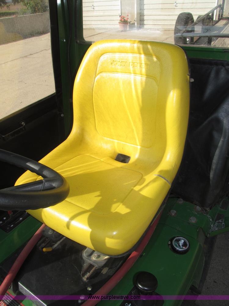 image for item B5227 2003 John Deere F725 front mount snow thrower/mower