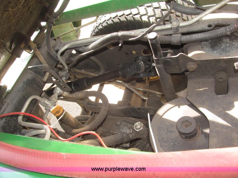 image for item B5227 2003 John Deere F725 front mount snow thrower/mower