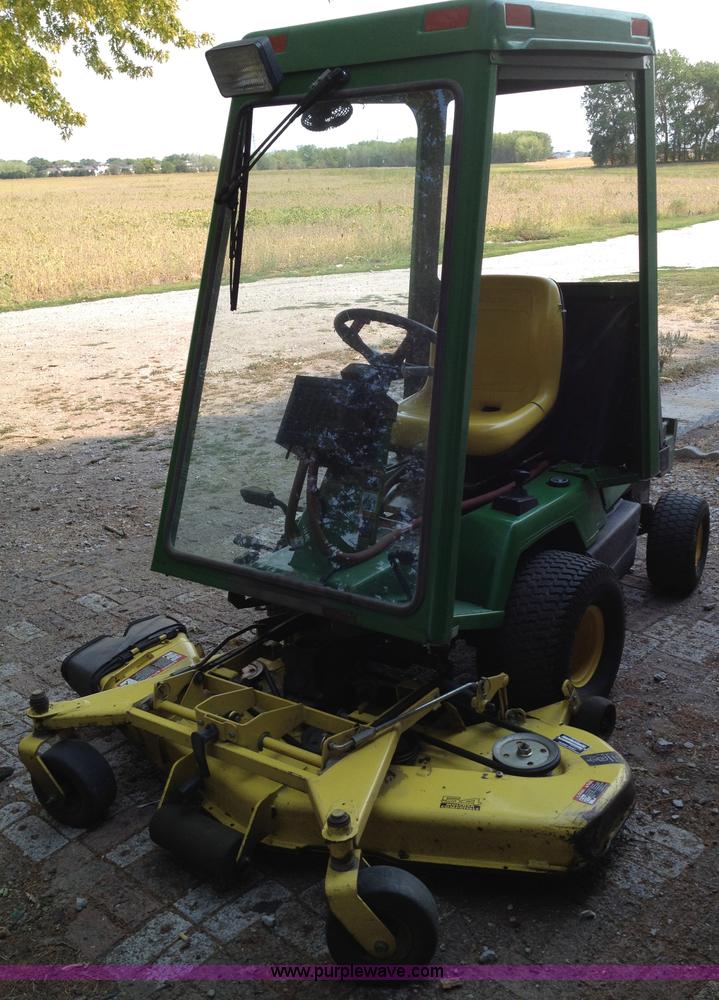 image for item B5227 2003 John Deere F725 front mount snow thrower/mower