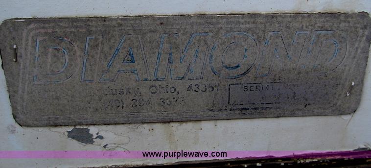 image for item B5245 2001 International 4700 box truck