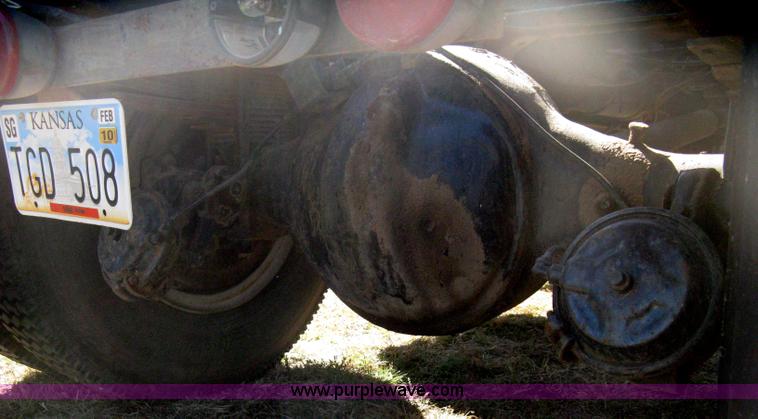 image for item B8187 1966 Ford F750 truck