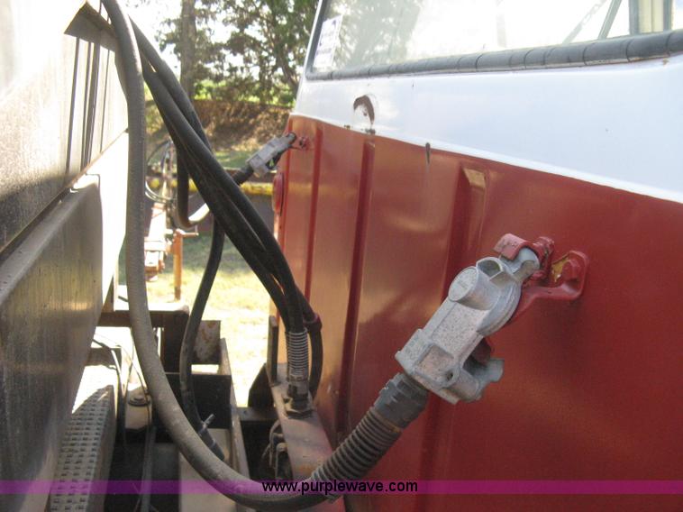 image for item B8187 1966 Ford F750 truck