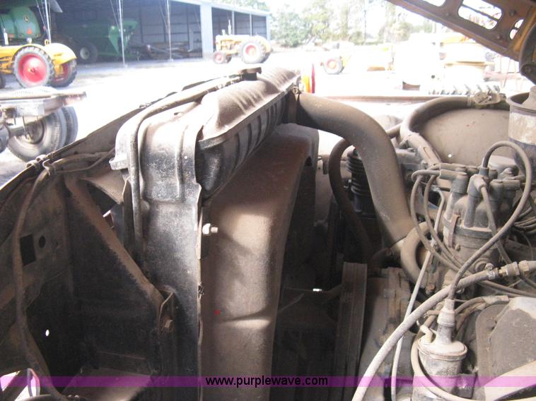 image for item B8187 1966 Ford F750 truck
