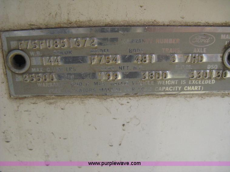 image for item B8187 1966 Ford F750 truck