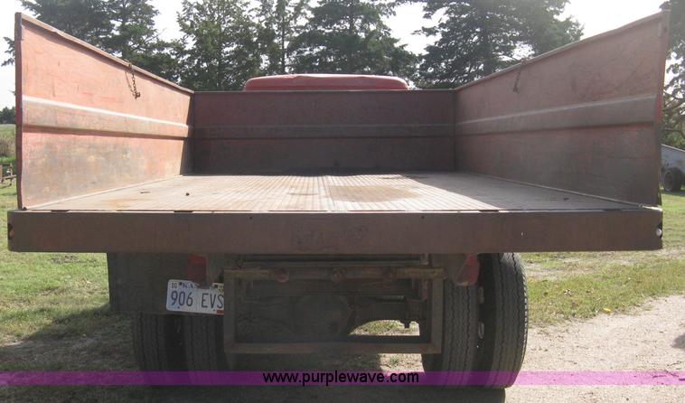 image for item B8192 1960 Ford F600 custom cab dump bed grain truck