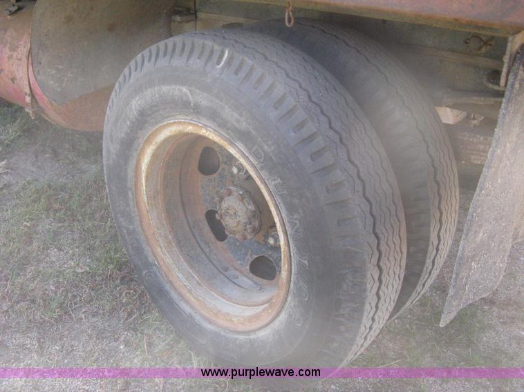 image for item B8192 1960 Ford F600 custom cab dump bed grain truck