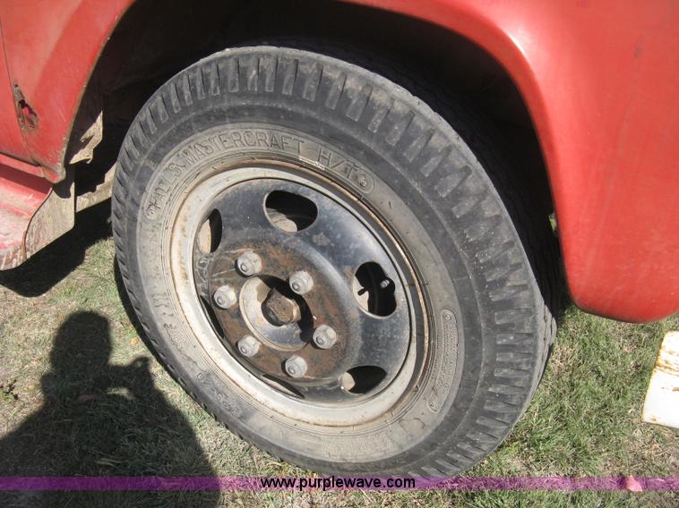 image for item B8192 1960 Ford F600 custom cab dump bed grain truck