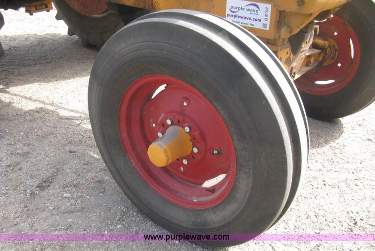 image for item B8197 Minneapolis Moline G tractor