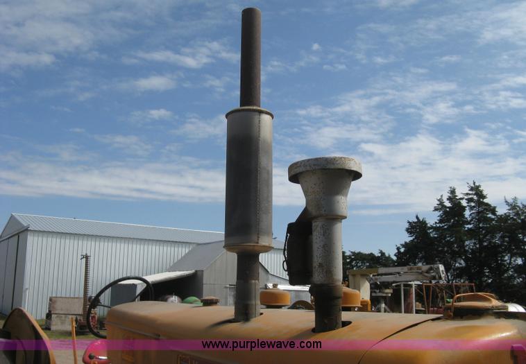 image for item B8197 Minneapolis Moline G tractor