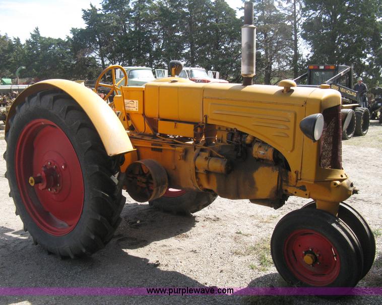 image for item B8198 Minneapolis Moline ZTU tractor