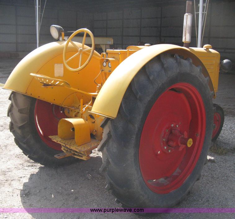 image for item B8198 Minneapolis Moline ZTU tractor
