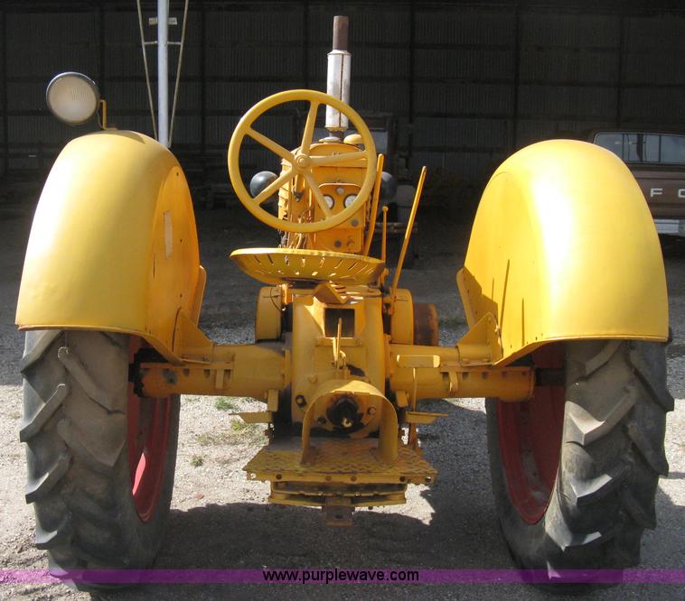 image for item B8198 Minneapolis Moline ZTU tractor