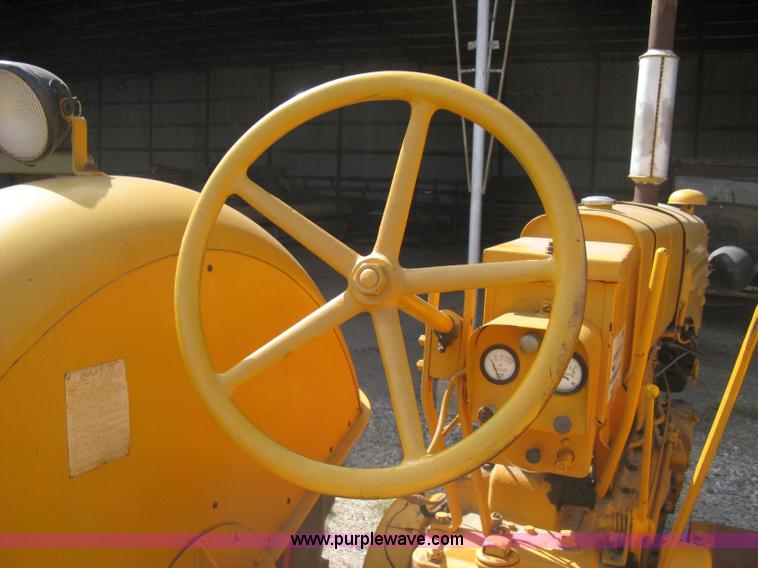 image for item B8198 Minneapolis Moline ZTU tractor