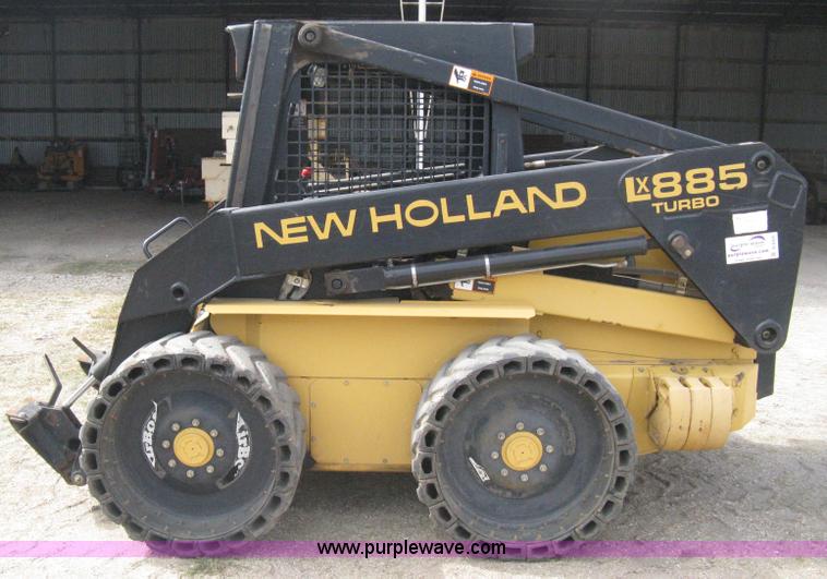 image for item B8305 1997 New Holland LX885 Turbo skid steer