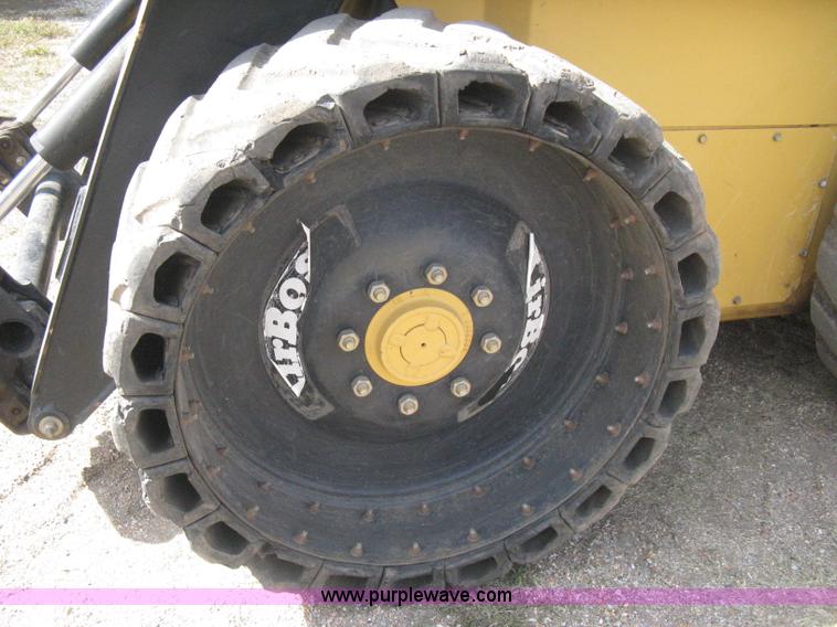 image for item B8305 1997 New Holland LX885 Turbo skid steer