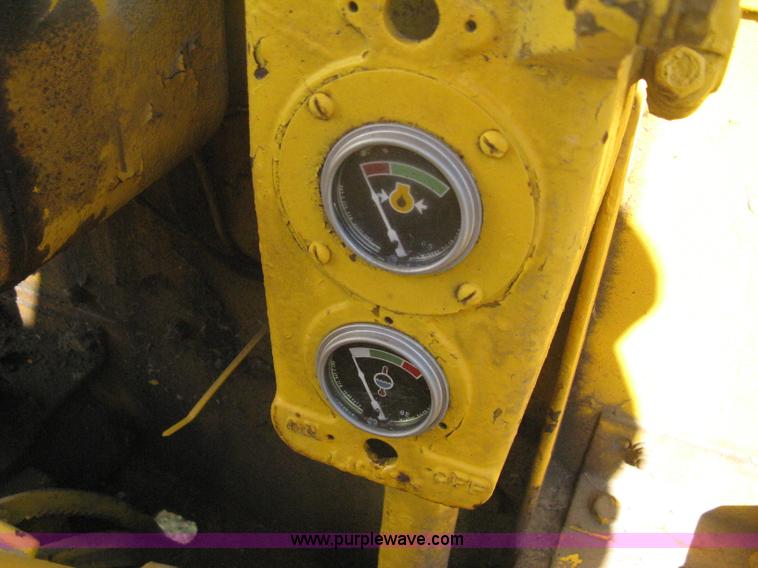 image for item B8308 Caterpillar 10 motor grader