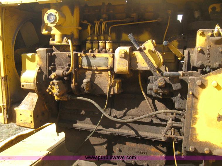 image for item B8308 Caterpillar 10 motor grader