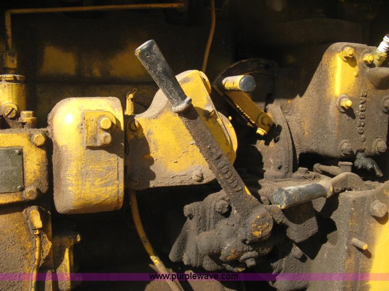 image for item B8308 Caterpillar 10 motor grader