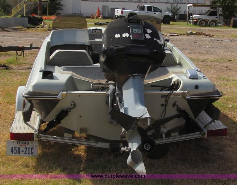 image for item C3583 1987 Thunderbolt bass boat and trailer