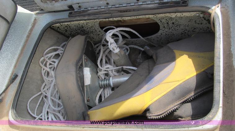 image for item C3583 1987 Thunderbolt bass boat and trailer