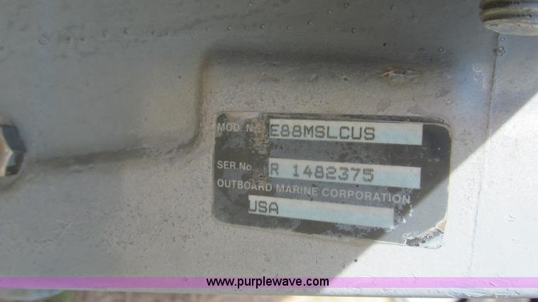 image for item C3583 1987 Thunderbolt bass boat and trailer