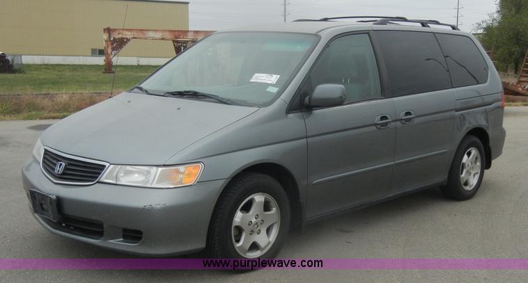 image for item D4809 2000 Honda Odyssey EX mini van