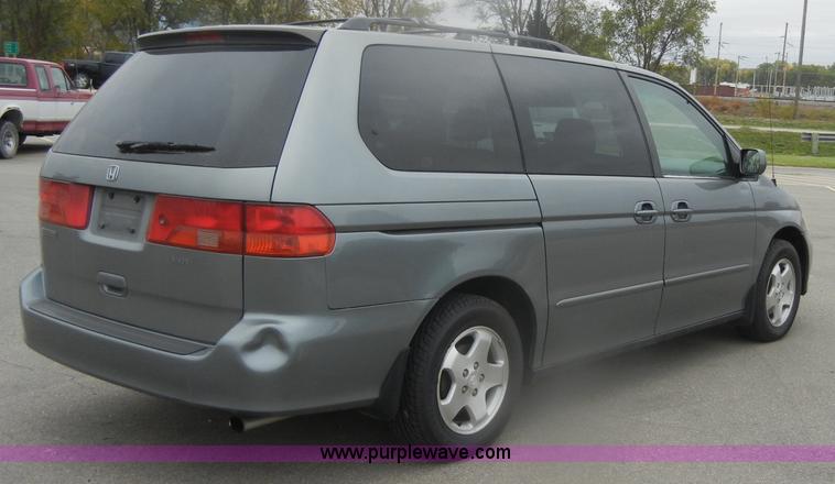 image for item D4809 2000 Honda Odyssey EX mini van