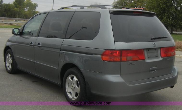 image for item D4809 2000 Honda Odyssey EX mini van