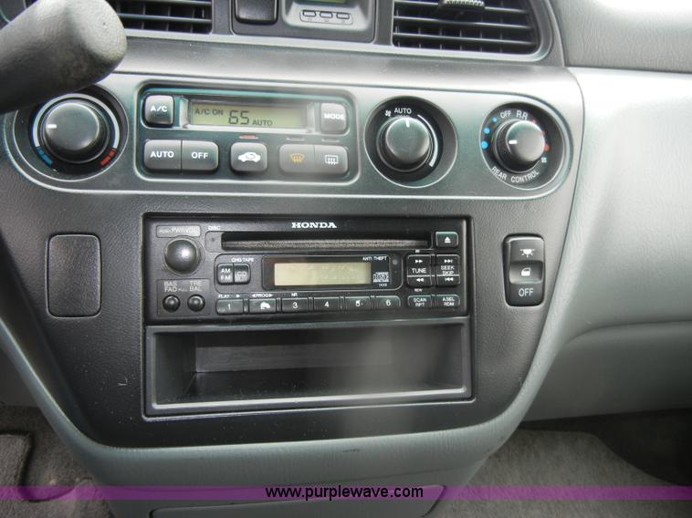 image for item D4809 2000 Honda Odyssey EX mini van