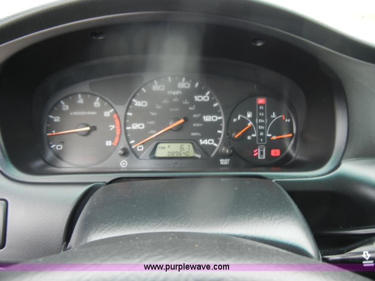 image for item D4809 2000 Honda Odyssey EX mini van