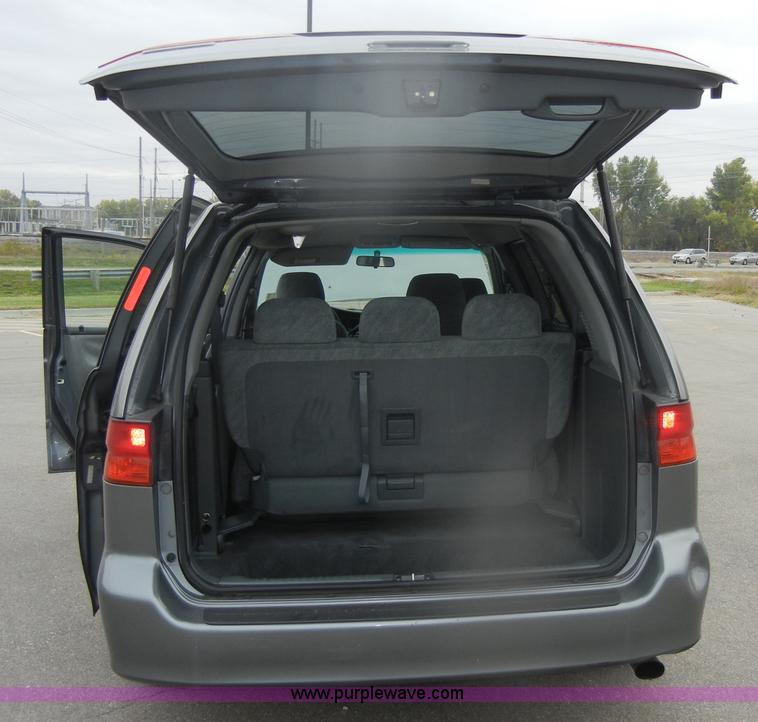 image for item D4809 2000 Honda Odyssey EX mini van