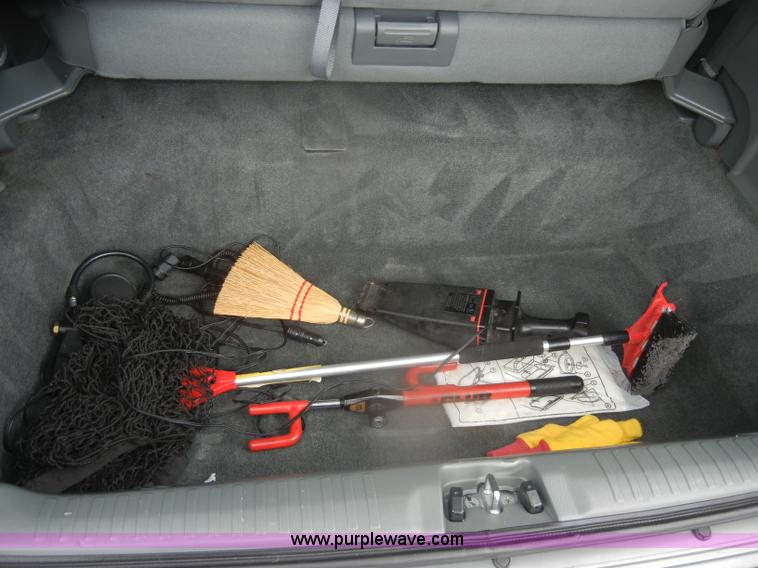 image for item D4809 2000 Honda Odyssey EX mini van