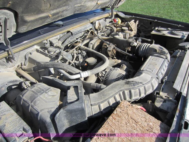 image for item D5677 1991 Ford Explorer SUV