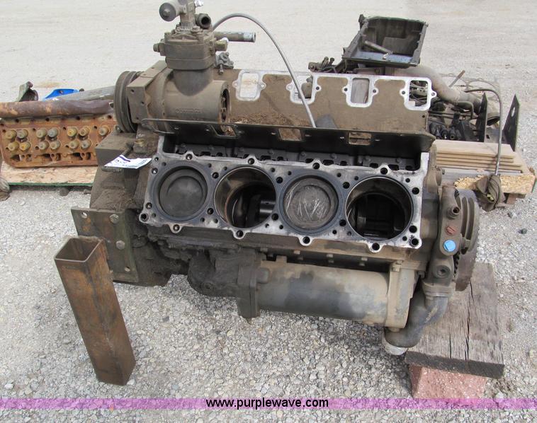 image for item E5550 Cummins VT903 turbo diesel engine
