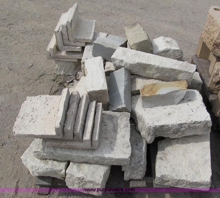 image for item E5552 Assorted blocks and stones