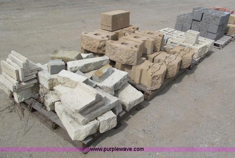 image for item E5552 Assorted blocks and stones