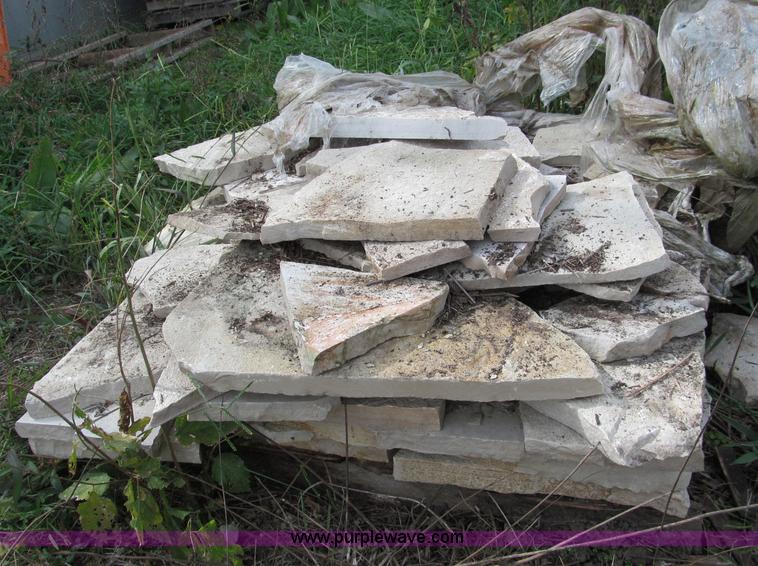 image for item E5552 Assorted blocks and stones