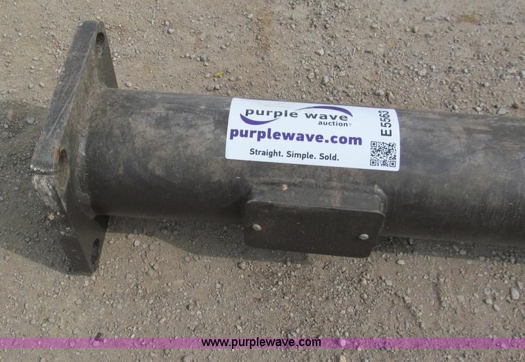 image for item E5563 25'L steel light pole