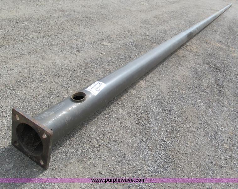 image for item E5565 39'L steel light pole