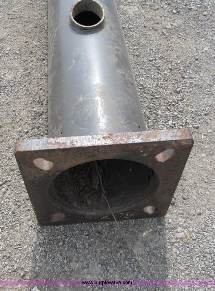 image for item E5565 39'L steel light pole