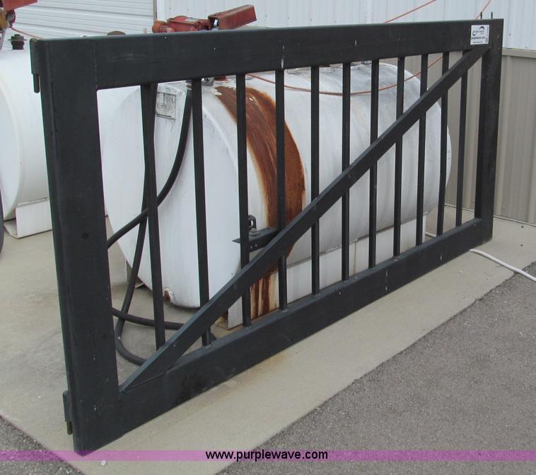 image for item E5569 (2) heavy duty steel gates