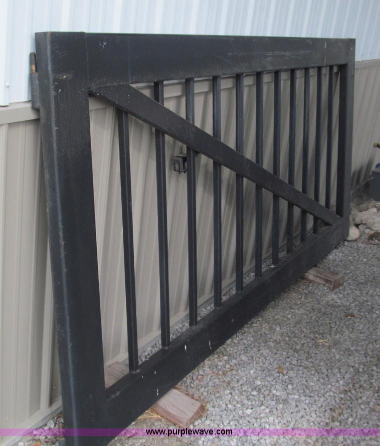 image for item E5569 (2) heavy duty steel gates