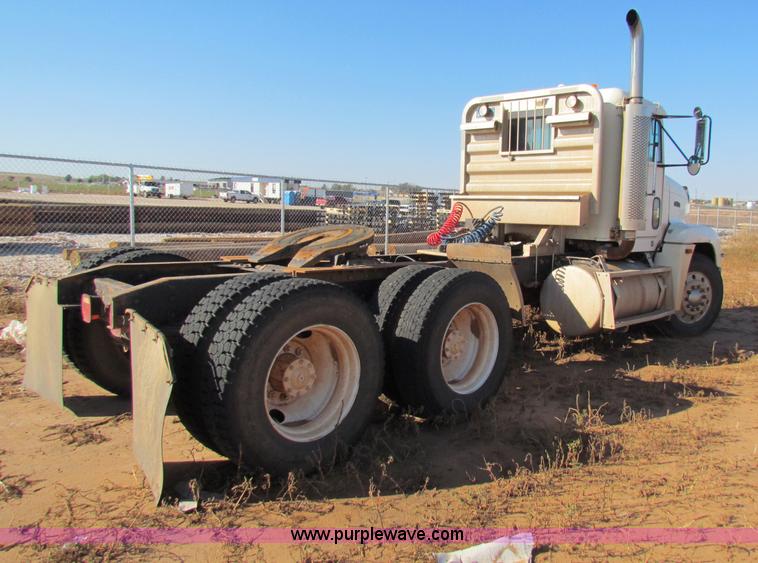 image for item E8088 1989 Freightliner FLD semi truck