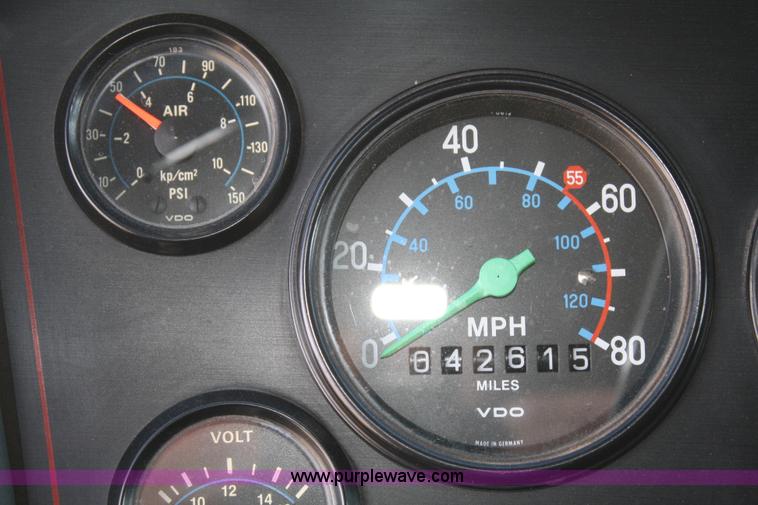 image for item F2526 1989 Federal Motors Emergency One Hurricane firetruck