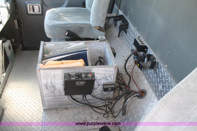 image for item F2526 1989 Federal Motors Emergency One Hurricane firetruck