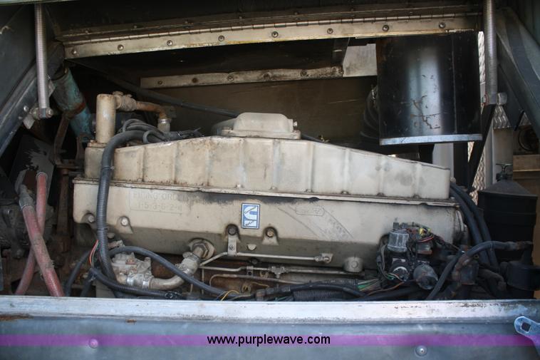 image for item F2526 1989 Federal Motors Emergency One Hurricane firetruck